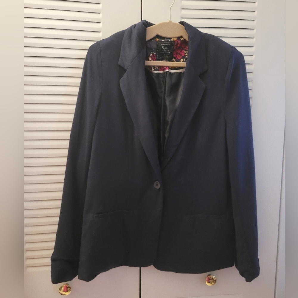 💚SALE💚 Women's Navy Blazer Size Large